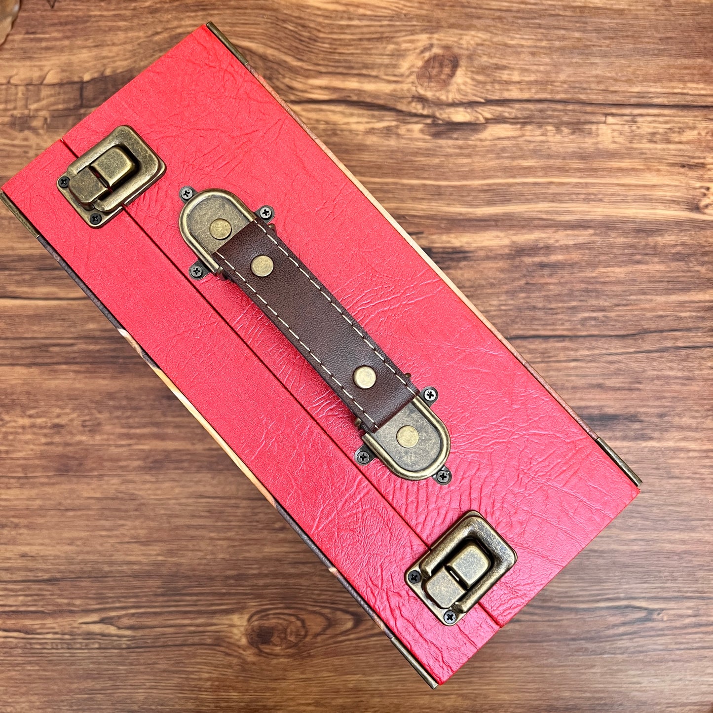 D007-Alice Queen of Heart Wooden Box