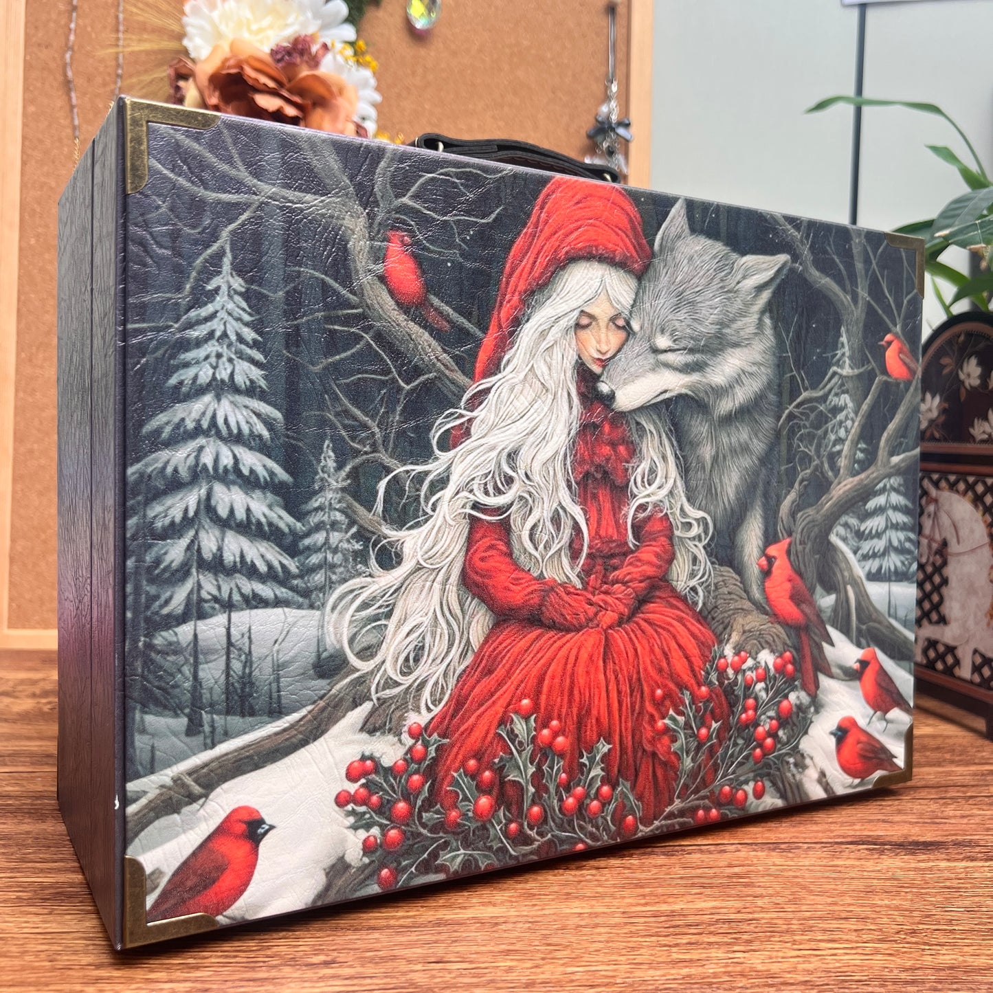 D008-The little red riding hood Wooden Box