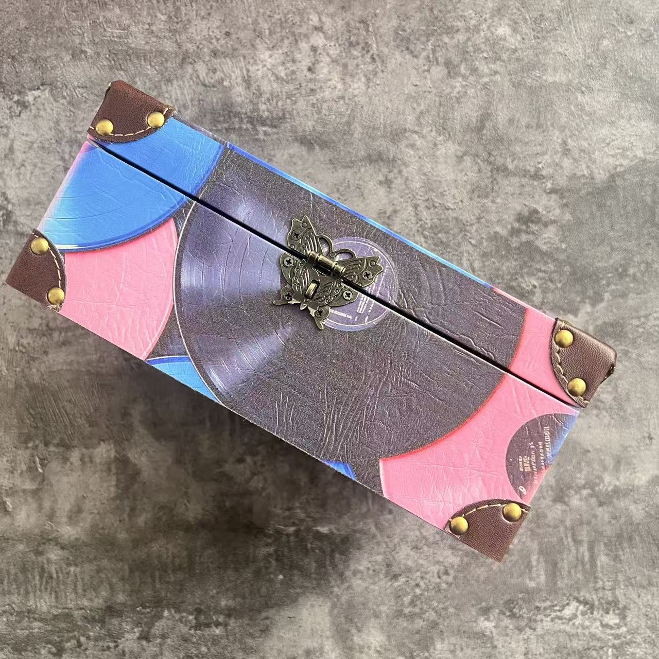 D0013 Vintage CD Wooden Box
