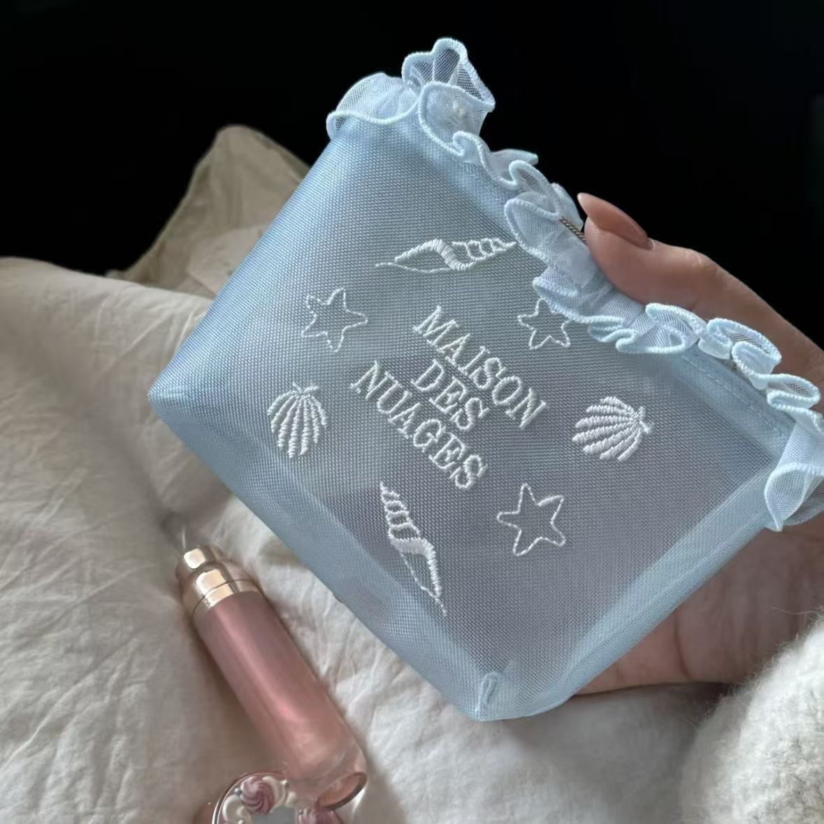 Embroidered zipper Small storage Tape Bag