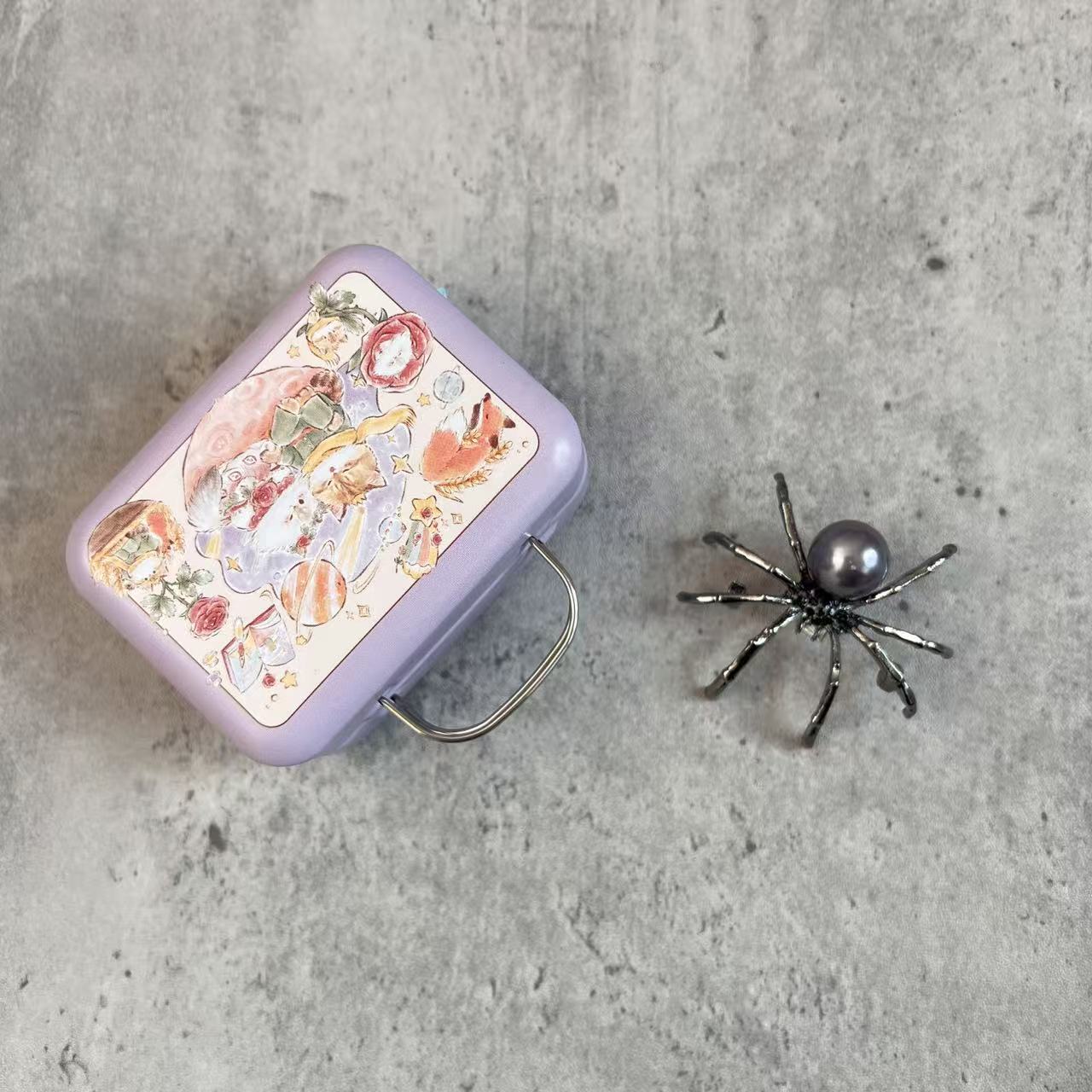 Sunny Handmade Grey Pearl Spider Journal Clips